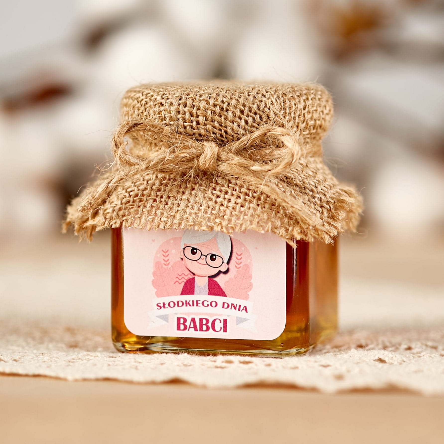Podziekowania-dla-gosci-prezenty-upominki-prezent-dzien-babci-dziadka-maly-mini-miod-miodek-sloiczek